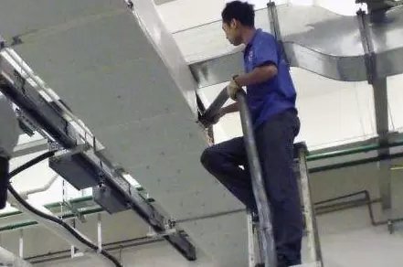 奧克斯中央空調清洗